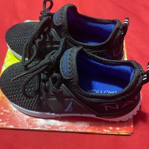 Kid sneakers